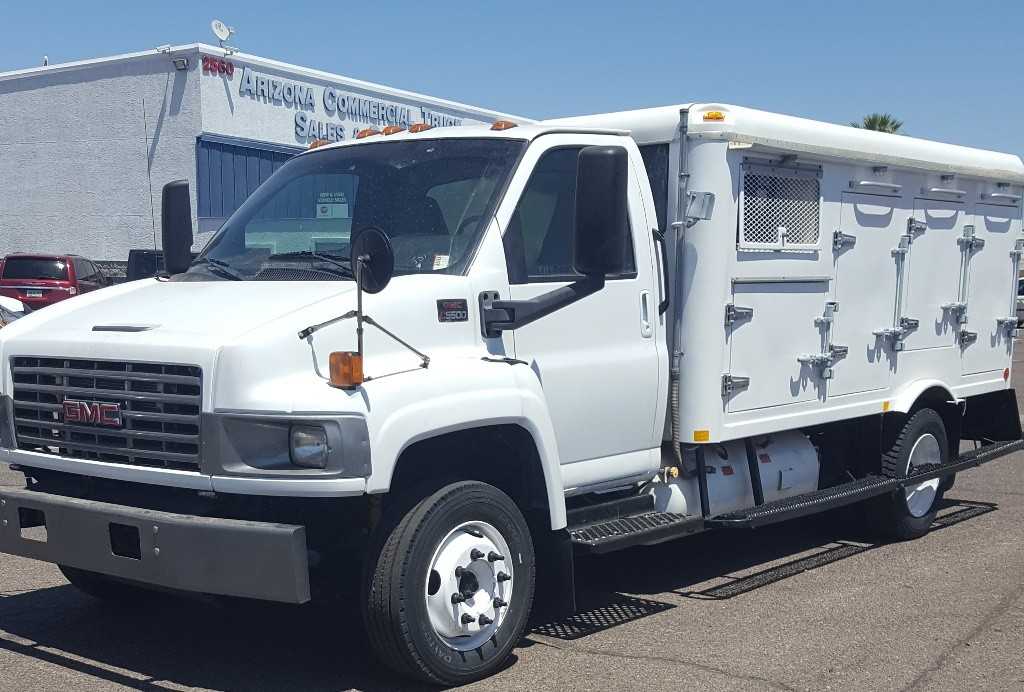 2008
                        GMC
                        C5500