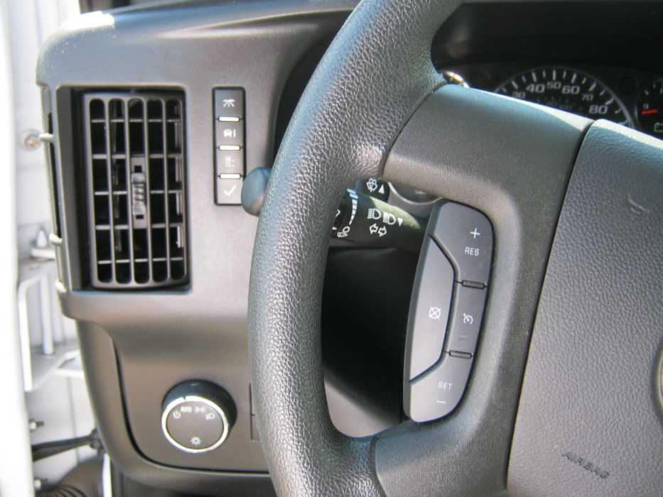 2017 GMC Savana Cargo 2500 RWD (135 in. WB)