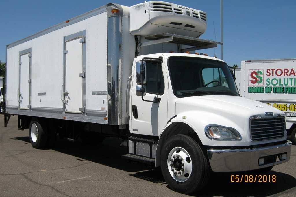2006 Freightliner M2