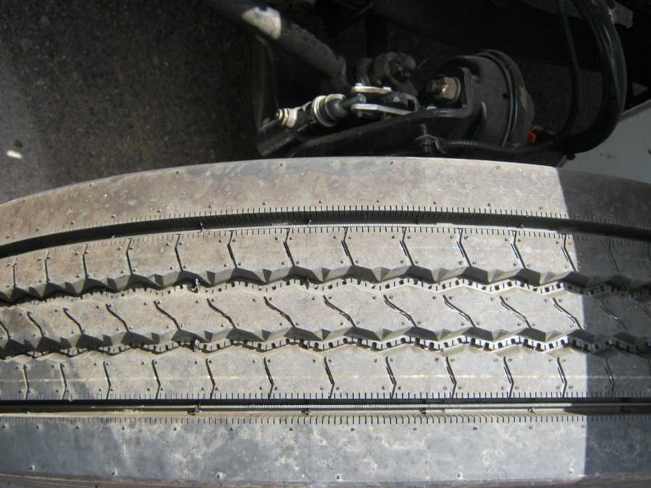 2006 Freightliner M2