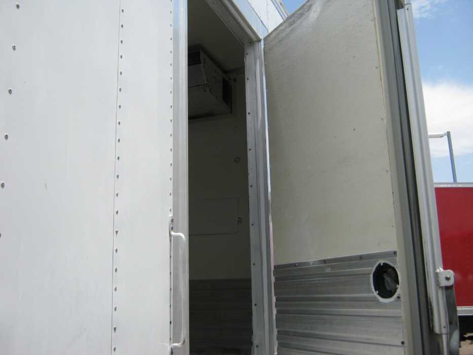 2006 Freightliner M2