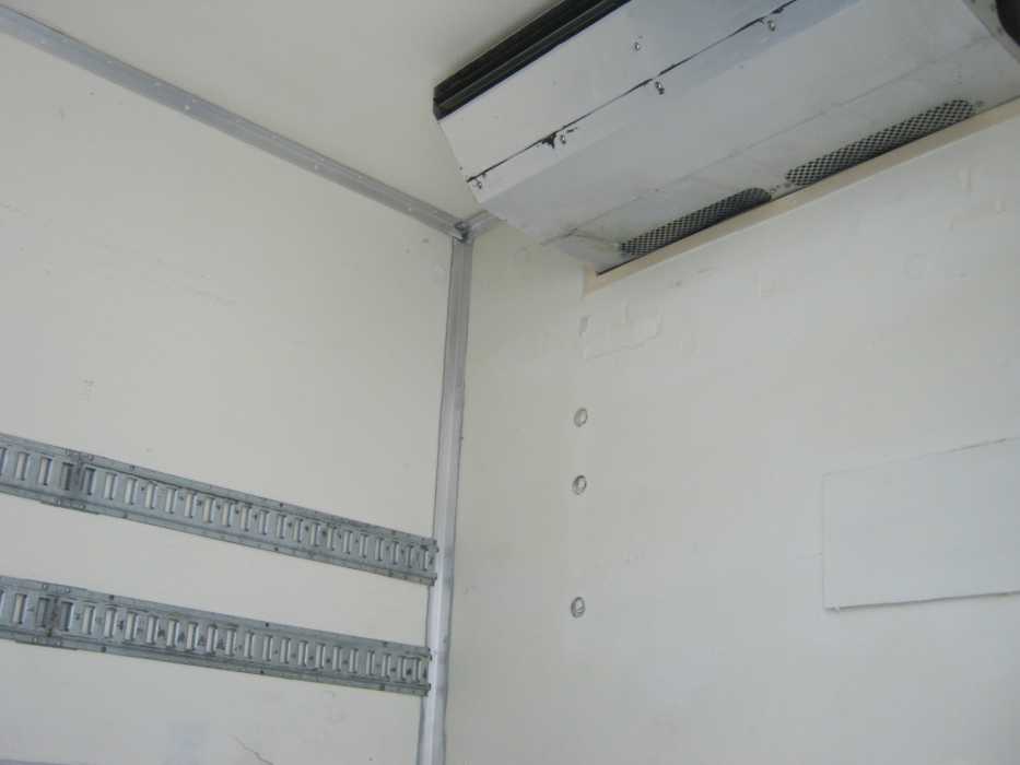 2006 Freightliner M2