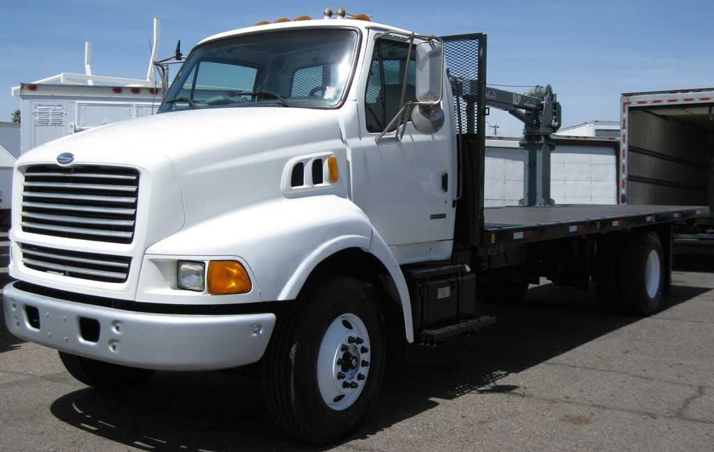 2000
                        Sterling Trucks
                        L8501