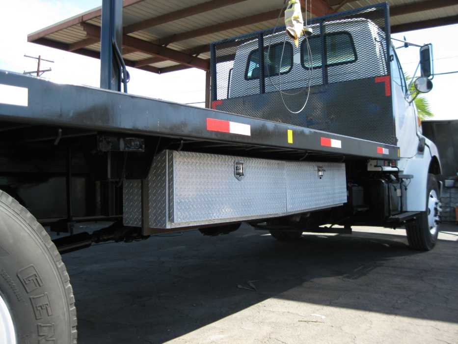 2000 Sterling Trucks L8501