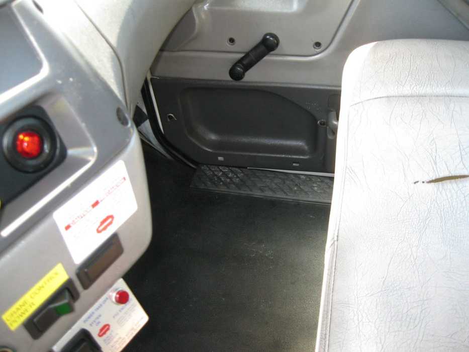 2000 Sterling Trucks L8501