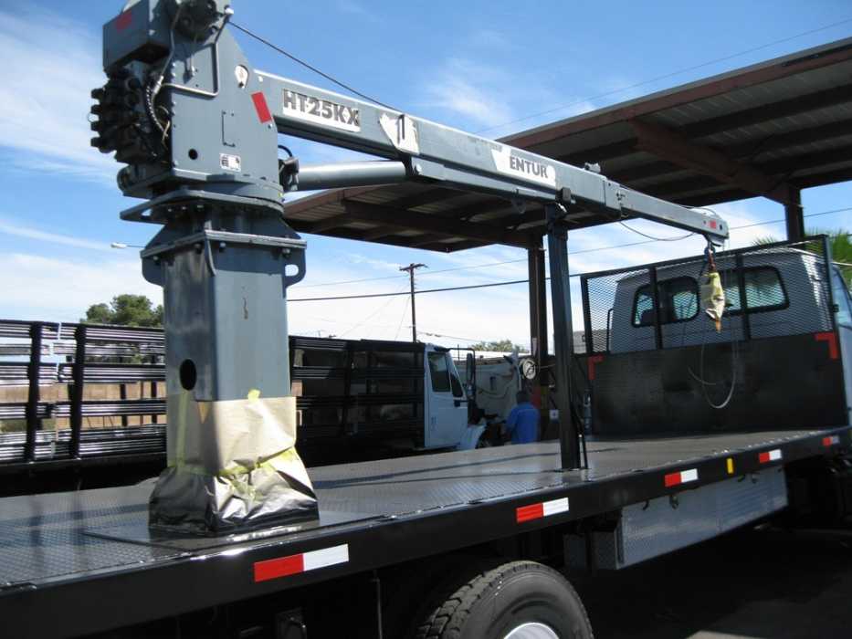 2000 Sterling Trucks L8501