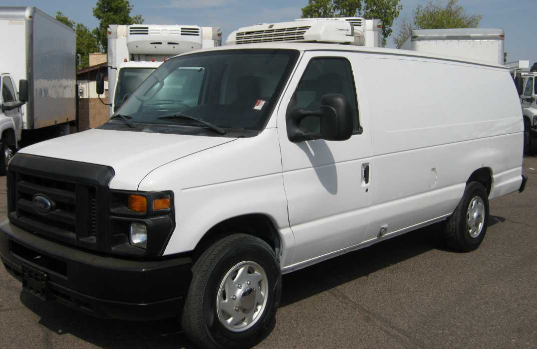 2011
                        Ford
                        E 250