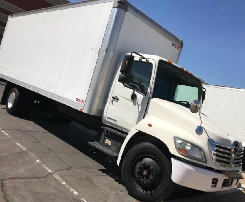 2008
                        Hino
                        338