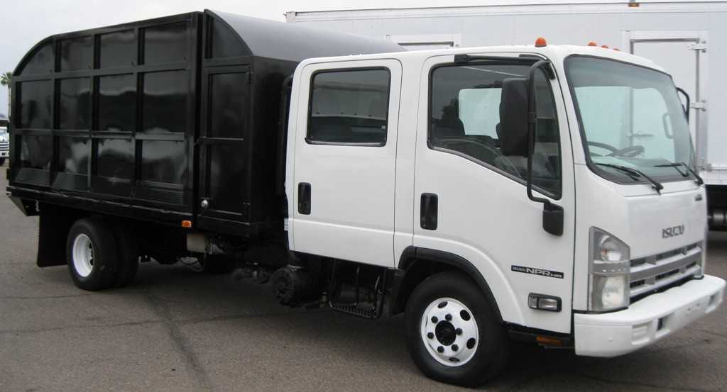2008 Isuzu NPR HD Crew Cab