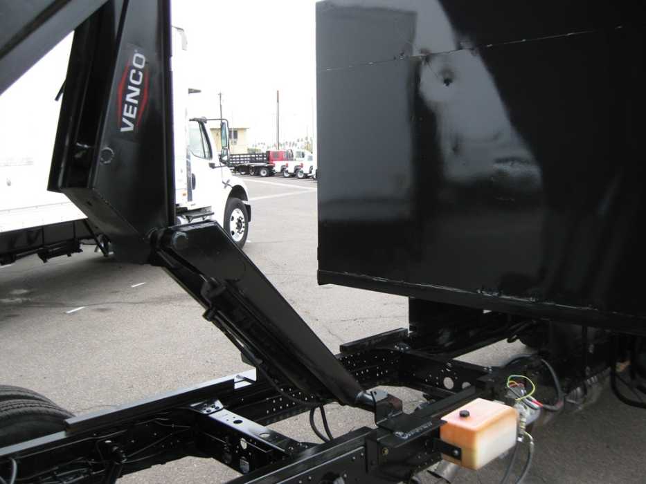 2008 Isuzu NPR HD Crew Cab