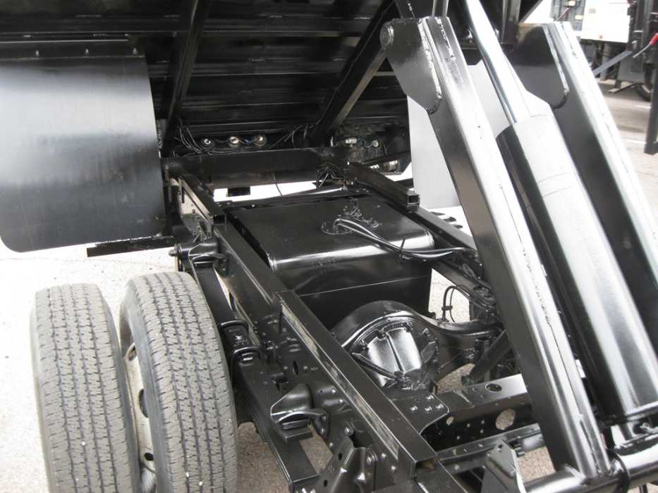 2008 Isuzu NPR HD Crew Cab