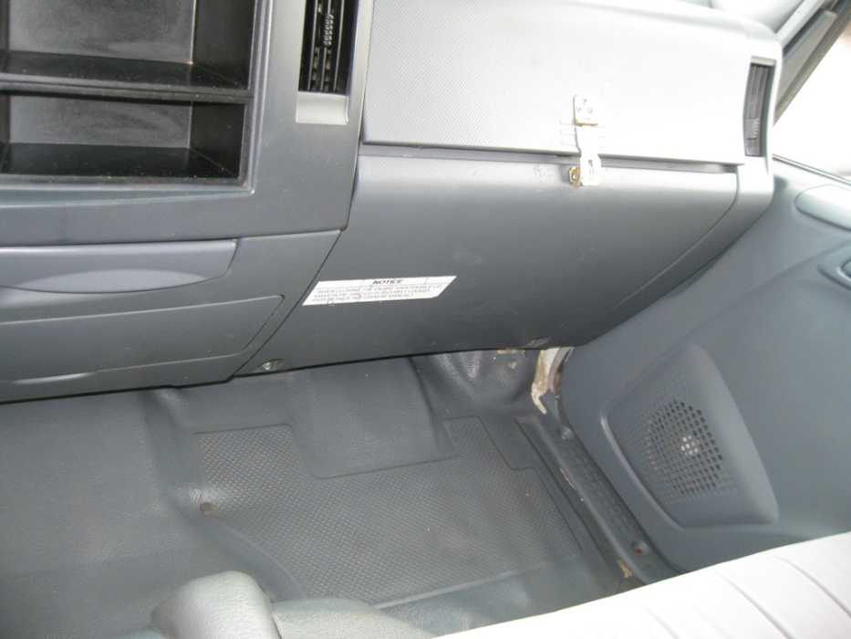 2008 Isuzu NPR HD Crew Cab