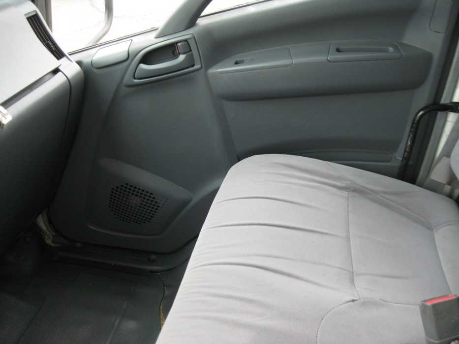 2008 Isuzu NPR HD Crew Cab